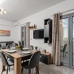 Vista Azzurra Villa Maragkas